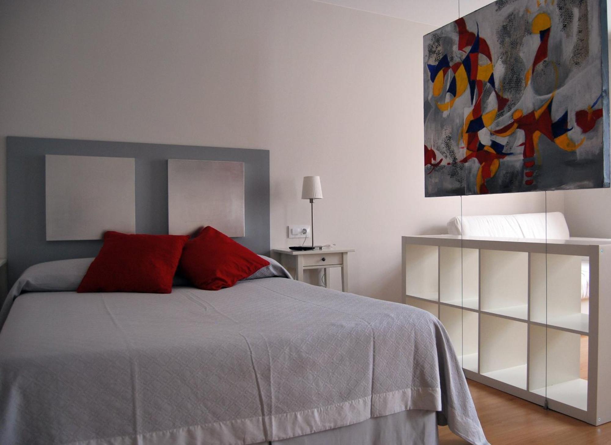 Apartamentos Plaza Mayor Llanes Esterno foto